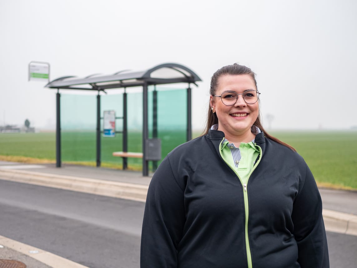 Die Mitarbeitenden, die sich innerhalb des Mobilitätsmanagements der BZE AG für ein ÖV-Abo entscheiden, erhalten je nach Arbeitspensum einen Beitrag von CHF 400, einlösbar bei SBB, VeloPlus oder Ochsner Sport.