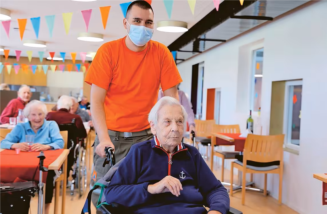 Zivilschutz Emmen mit Betagten